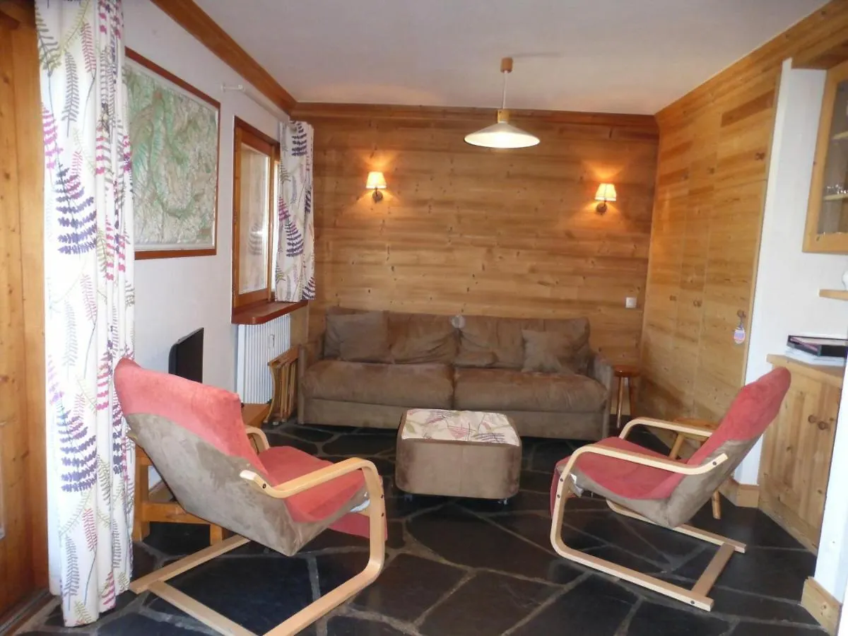 Spacieux 2 Pieces A 100M Des Pistes Avec Balcon Et Casier A Skis - Fr-1-411-686 Les Allues