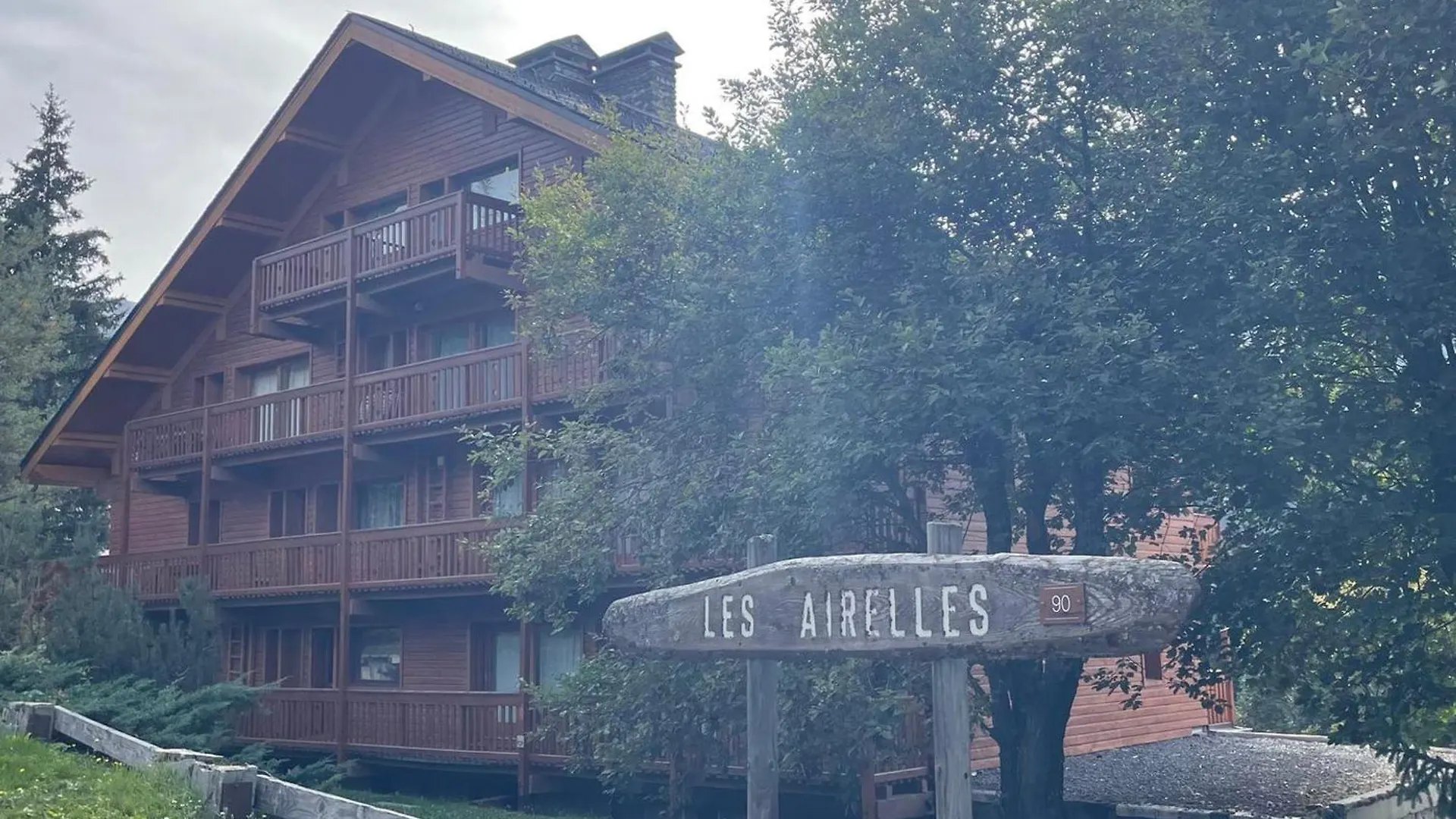Apartment Spacieux 2 Pieces A 100M Des Pistes Avec Balcon Et Casier A Skis - Fr-1-411-686 Les Allues